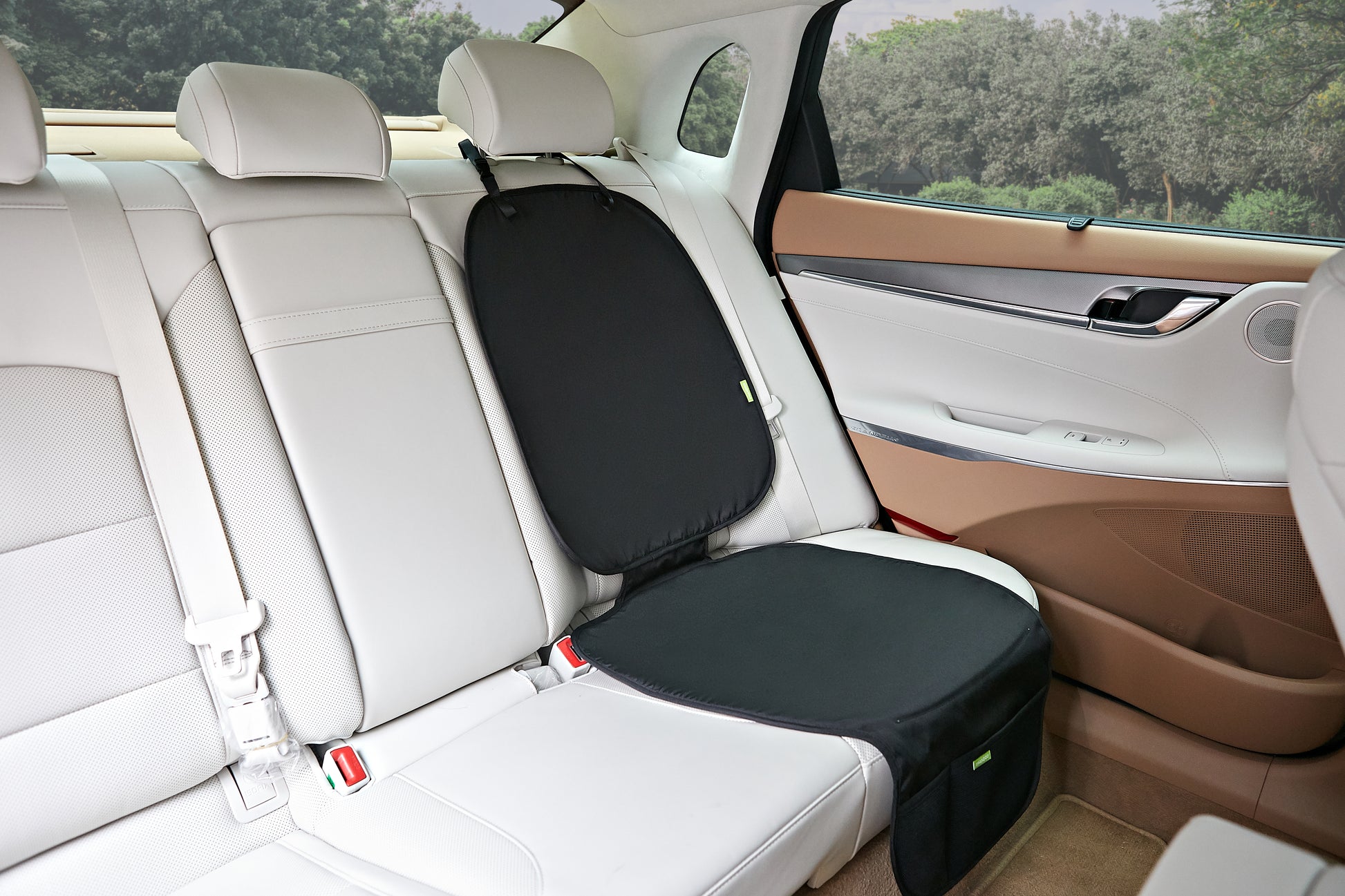 Swandoo Universal Seat Protector image 0